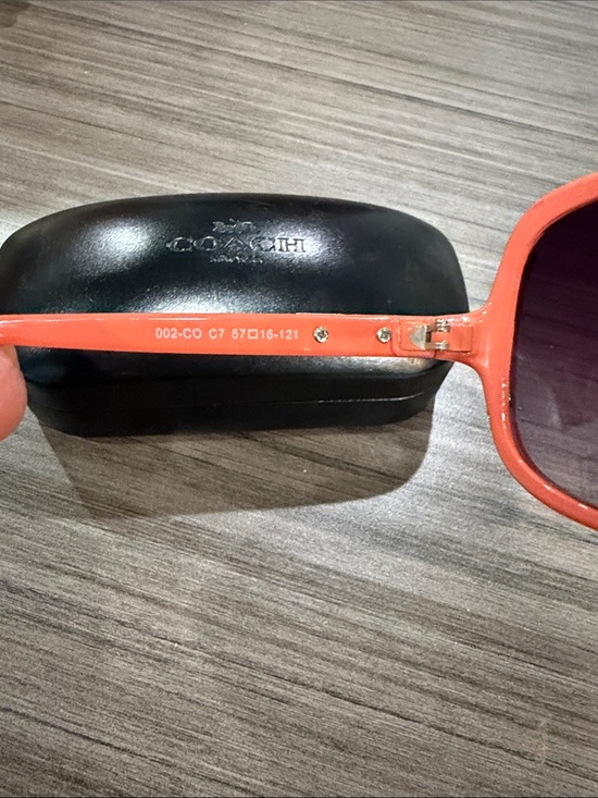 Vintage Coach Coral/Pink Oversized Women\'s Sunglasses main image 6